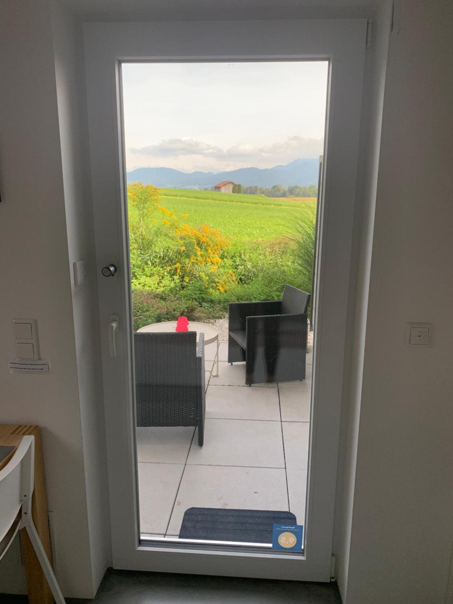 Studio Mit Alpenblick Grossweil Exterior foto